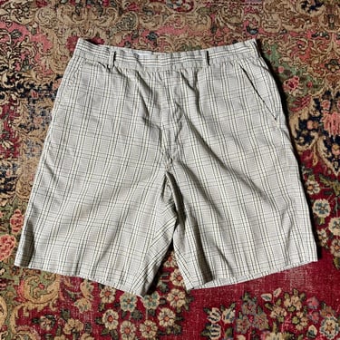 Vintage ‘60s ‘70s men’s plaid shorts | soft cotton blend, tagged 36, fits smaller 