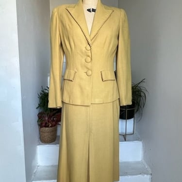 Simply Beautiful 1940s Fine Wool Suit Goldenrod With Tweed 