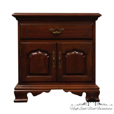 Thomasville Furniture Collector's Cherry Traditional Style 25