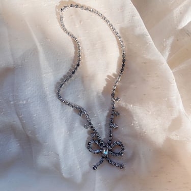 Vintage Rhinestone Bow Necklace | Length: 15" 