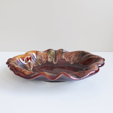 Vintage bowl with wave-shaped design, Mid Century ceramic 