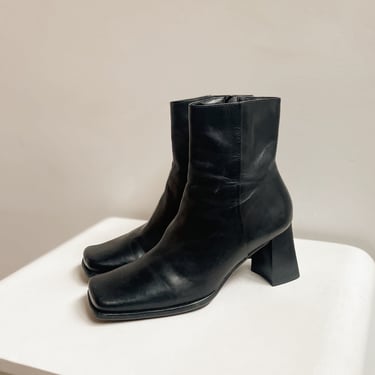 Black Leather Block Heeled Boots | Size 6.5