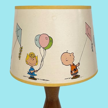 Vintage Peanuts Lampshade Retro 1960s Mid Century Modern + Charlie Brown and Friends + Flying Kites + Charles Schultz + United Feature Synd. 