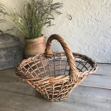 Rustic French Harvest Basket, Mushroom Collection, Hand Woven Basket, Gathering Basket, Garden, Farmhouse, Farm Table 