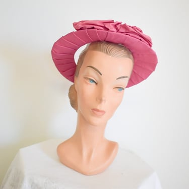 1940s Pink Circle Head Piece with Rosettes 