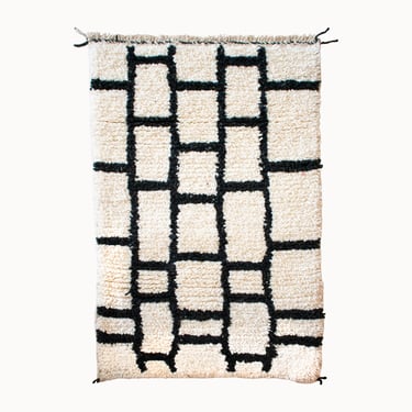 Contemporary Moroccan Rug | 2'3" x 3'5"