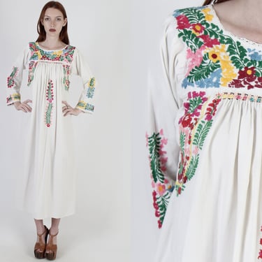 Long Sleeve Oaxacan Dress, White Cotton Mexican Dress, Vintage 70s Womens Hand Embroidered Maxi Dress, Dia De Los Muertos Style Long Dress 
