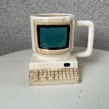 Vintage Kitsch Mug Computer Theme beige Ceramic Fred Hollinger Design 1992 
