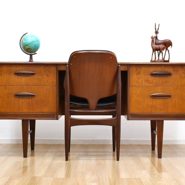 Mid Century Teak Desk/Vanity 