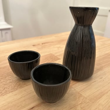 Black Ceramic Sake Set 