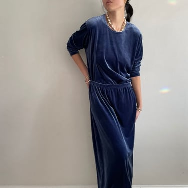 ReCAP Vintage Studio Vintage 90s Stretch Velvet Tunic Sweatshirt and Skirt Set - Indigo Blue