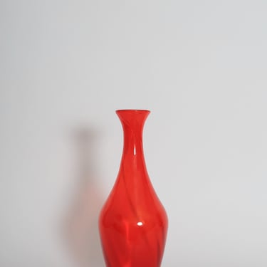 Vintage twisted red handblown glass vase attributed to Murano 