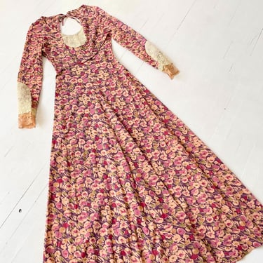 1970s Floral Jersey Maxi Dress with Lace Details and Open Back 