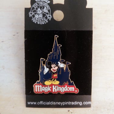 2003 Vintage Disney Magic Kingdom Pushback Pins/Buttons 