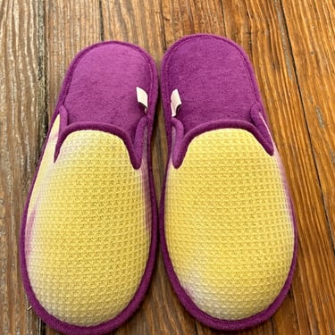 Slipper Slide Purple/Yellow Tie Dye Sample