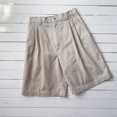 high waisted shorts 80s 90s vintage tan beige cotton khaki pleated shorts 