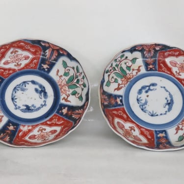 Japanese Imari Porcelain Fuki Chosun Floral Low Bowl Plates a Pair 3492B
