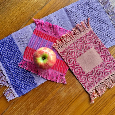 Vintage weaving samples in purple and pink tones / small woven hot pads, coasters, table runner, dollhouse rugs 