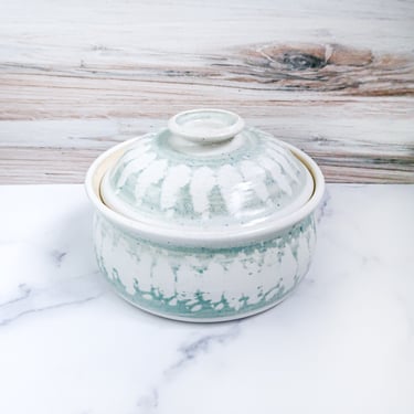 Vintage Handmade Ceramic Casserole with Lid, Indigo Pottery, Retro Hand Spun Ceramics, Vintage Kitchen Organization 