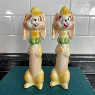 Vintage Tall Bunny Rabbit Salt & Pepper Shakers, Long Neck Tilso Anthropomorphic Bunnies, Collectible Kitschy Shaker Set, Beehive Updo 