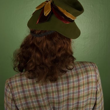 1940s Hat - Jaunty Olive Green Vintage Late 30s/Early 40s Blocked Tilt Hat with Velvet Trim in Autumn Colors 