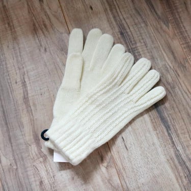 deadstock knit gloves with tag 