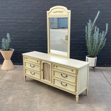 Vintage French Provincial Style 9-Drawer Dresser by Stanley, c.1960’s 