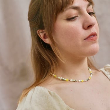 Colorful Pearl and Beaded Choker Necklace / Cute 90s Y2K jewelry / Gemstone Necklace 