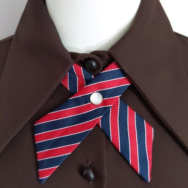 Sassy Vintage Red Navy Stripe Snap Neck Tie 