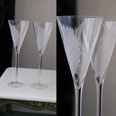 Vintage 80s PERRY COYLE Swan Wing Etched Champagne Stem Glass | Set of 2 | Crystal, Dining, Celebration | 1980s 1990s Designer Wine Glasses 