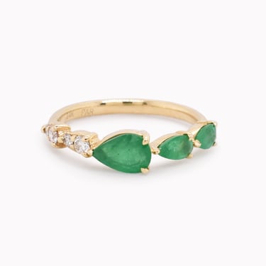 Pear Cut Emerald &amp; Diamond Ring