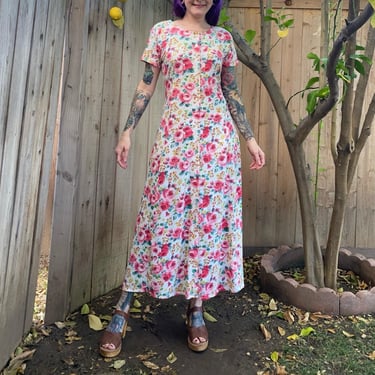 Vintage 1990’s White and Pink Floral T-shirt Dress 