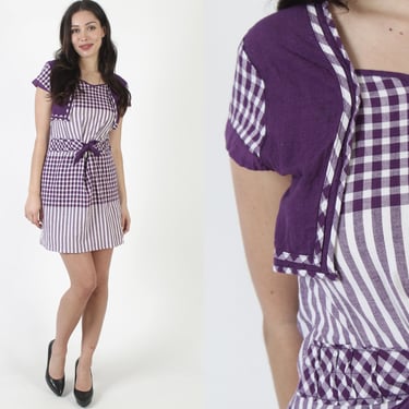 Vintage Purple & White Gingham Dress / 1960's Checkered Plaid Frock / Pretty Americana Picnic Outfit With Waist Tie 