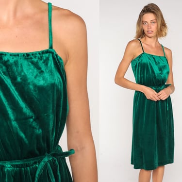 70s Two Piece Set Green Velvet Dress Vest Outfit Retro Knee Length Midi Formal Seventies Co Ord Holiday Party Vintage 1970s Small Medium 