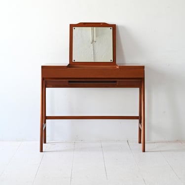 Scandinavian Teak Vanity with Flip-Top and Mirror 