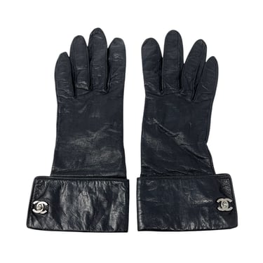 Chanel Black Turnlock Logo Gloves