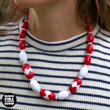 Fun Vintage 80s Red & White Pop Art Beaded Necklace 