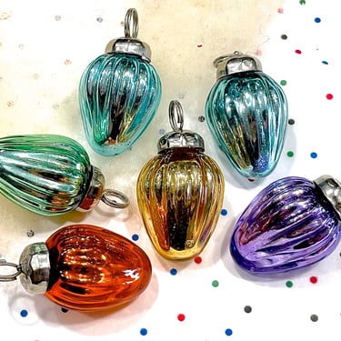 VINTAGE: 6pcs - Small Thick Mercury Glass Ornaments - Mid Weight Kugel Style Christmas Ornaments - Unique Find 