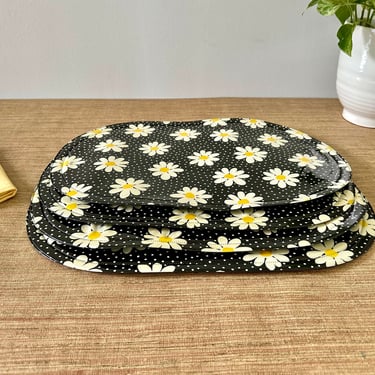 Vintage Black Vinyl Oval Daisy Placemats - Set of 4 