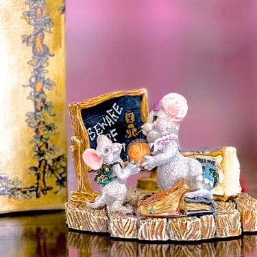 VINTAGE: 2000 - Boyds Bears Critter and Co Mouse Mini Figurine In Box "Miss Stilton with Rhodes Teacher's Pet" - NIB - Collectable - # 36651 