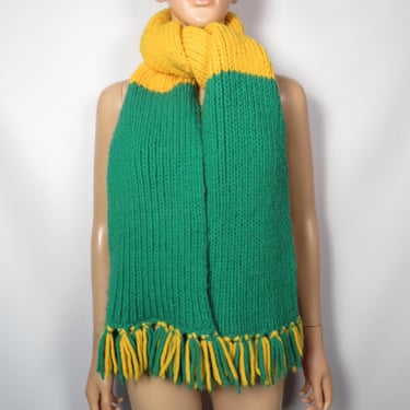 Vintage 70s/80s Acrylic Knit Green And Yellow Colorblock Winter Scarf 