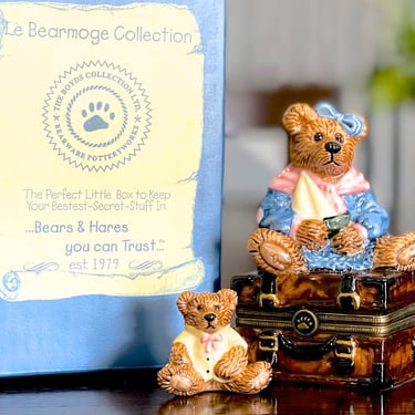 VINTAGE: 1998-9 - Boyds Bears Trinket Box Figurine with Surprise - "Bailey Bear with Suitcase" - NIB - Collectable - SKU 00035251 