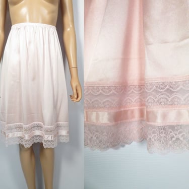 Vintage 70s/80s Vanity Fair Simple Pastel Pink Slip With Lace Trim Made In USA Size S 