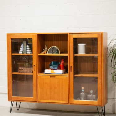 Teak Vintage Display Cabinet Hutch