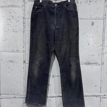 Size 32x29 80s Lee riders corduroy black Jeans. 