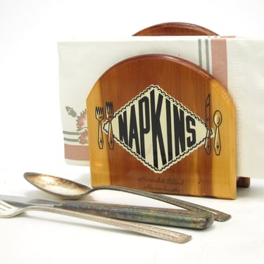 Vintage knotty pine napkin holder - Nantucket island souvenir - 1960s travel kitsch 