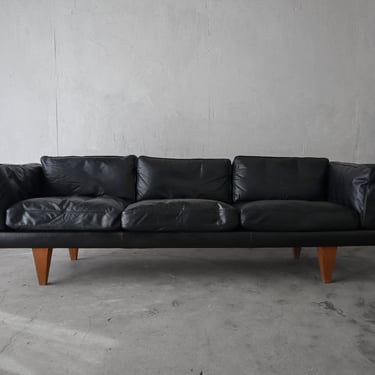 Mid Century Danish Leather V11 Sofa by Illum Wikkelso 