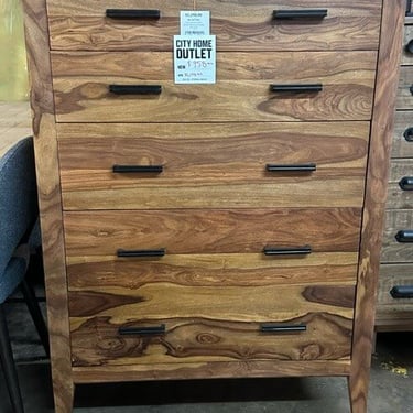 Fall River Chest