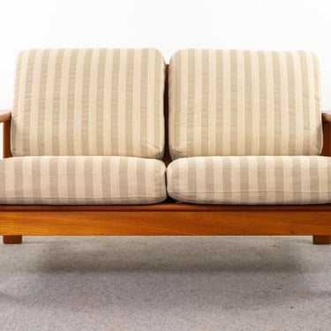 Teak Danish Loveseat - (D1314) 