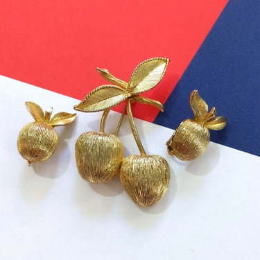 Vintage 60s 70s 80s Set of Gold Cherry Earrings & Brooch 